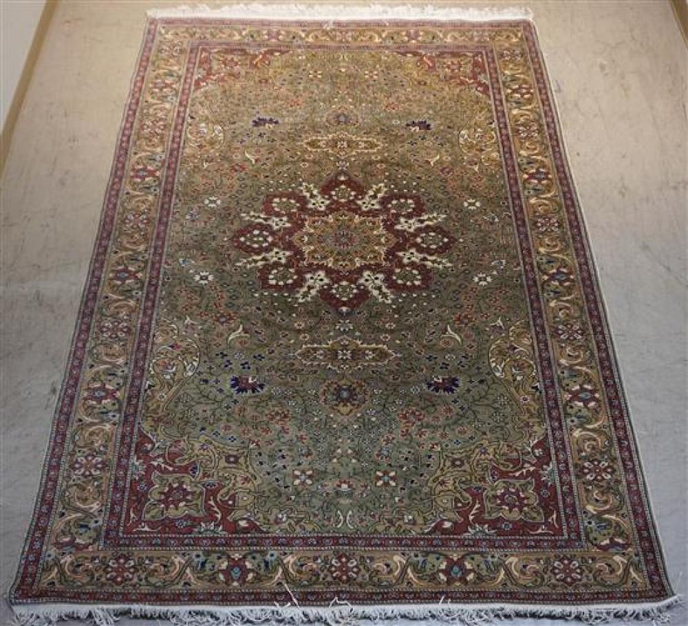 TABRIZ RUG 9 FT 9 IN X 6 FT 7 321296