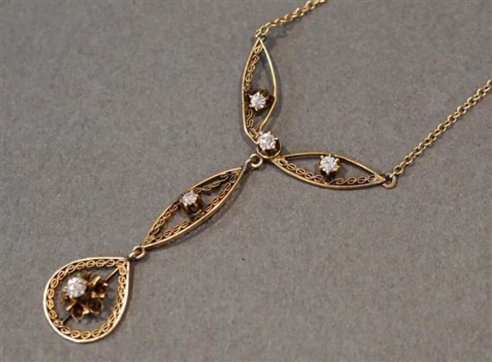 14 KARAT YELLOW GOLD DIAMOND NECKLACE,