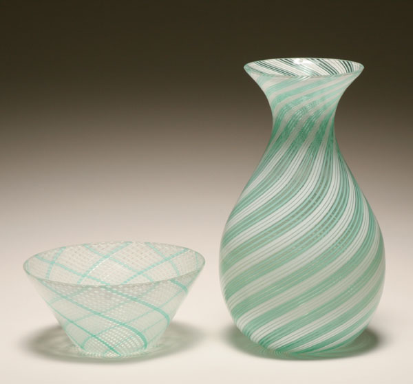 Murano art glass vase and reticello