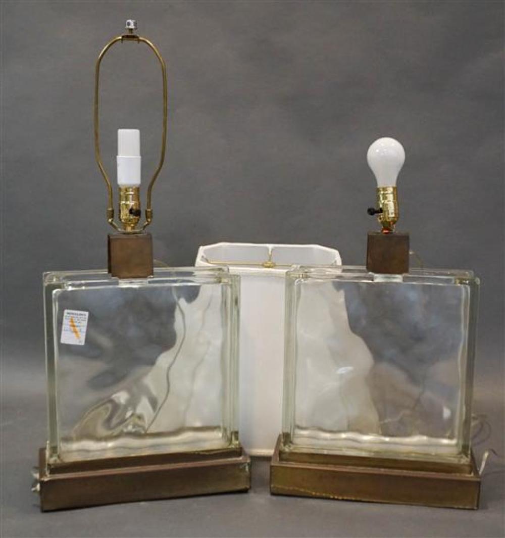 PAIR CONTEMPORARY GLASS TABLE LAMPSPair