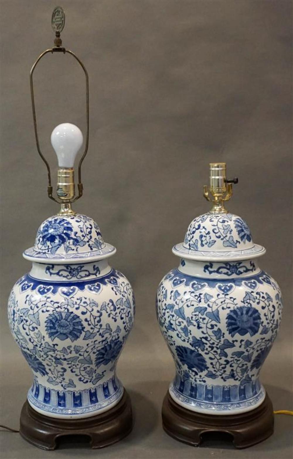 PAIR CHINESE BLUE AND WHITE PORCELAIN