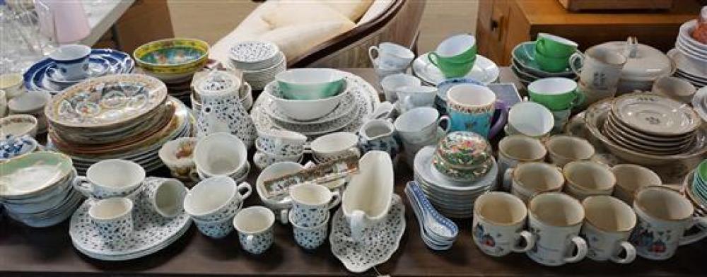 CHINESE AND JAPANESE PORCELAIN  3215be