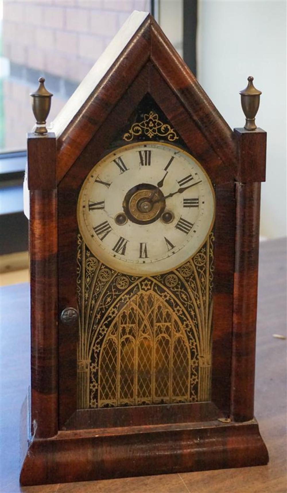 GOTHIC STYLE ROSEWOOD MANTLE CLOCK 3215c8