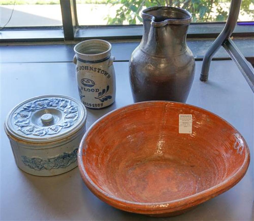 GROUP OF VIRGINIA REDWARE MIXING 3215cd