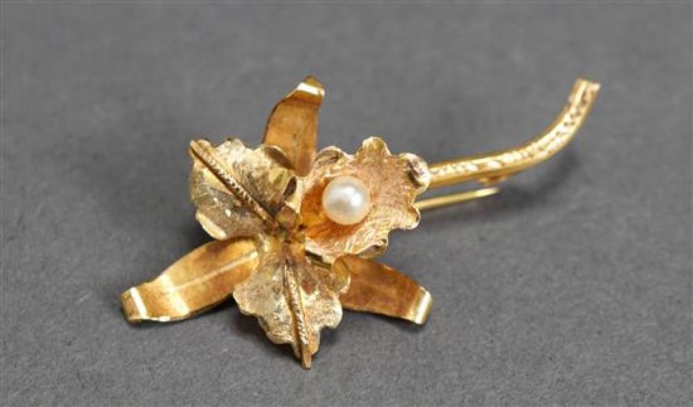 18 KARAT YELLOW GOLD PEARL 'ORCHID'