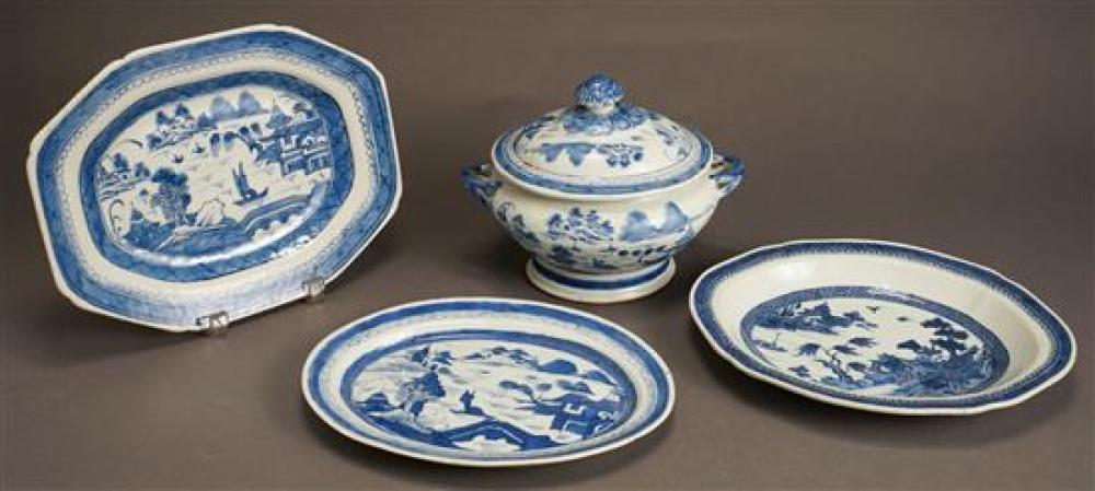 THREE CHINESE CANTON BLUE AND WHITE 321829