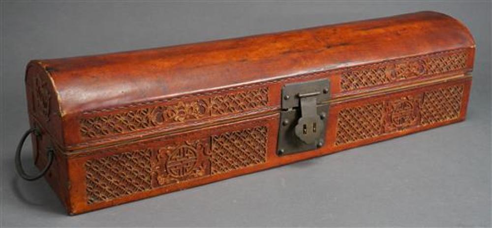 CHINESE PARCEL GILT DECORATED RED 321827