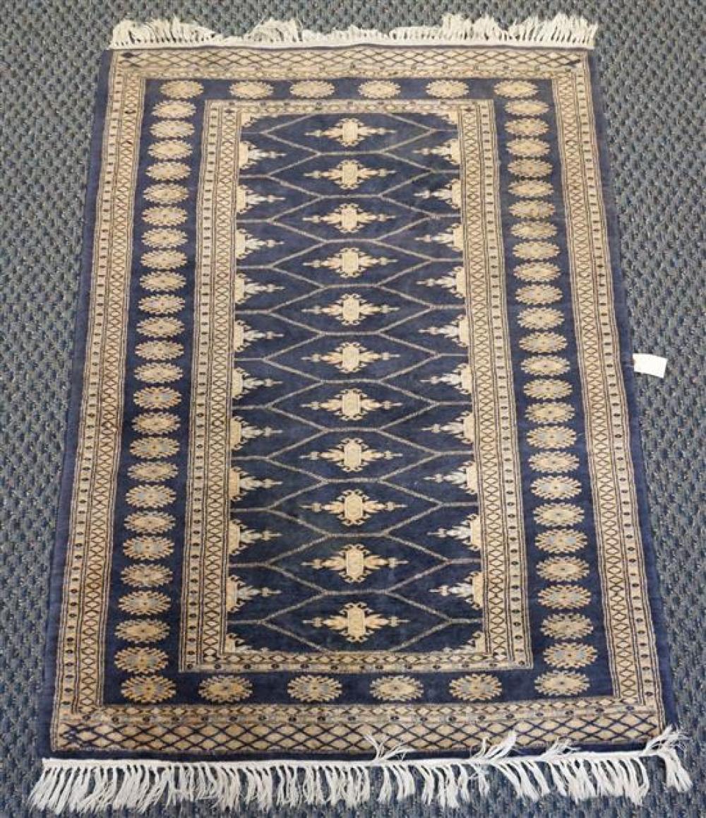 PAKISTAN BOKHARA RUG, 4 FT 11 IN