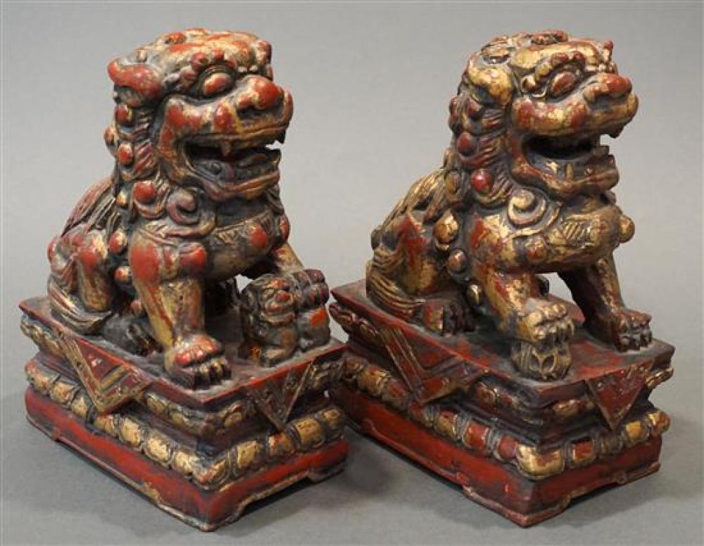 PAIR OF PARCEL GILT AND RED PAINTED 3219d2