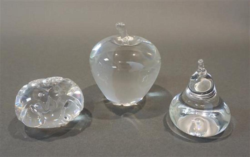 STEUBEN CRYSTAL APPLE, PEAR AND