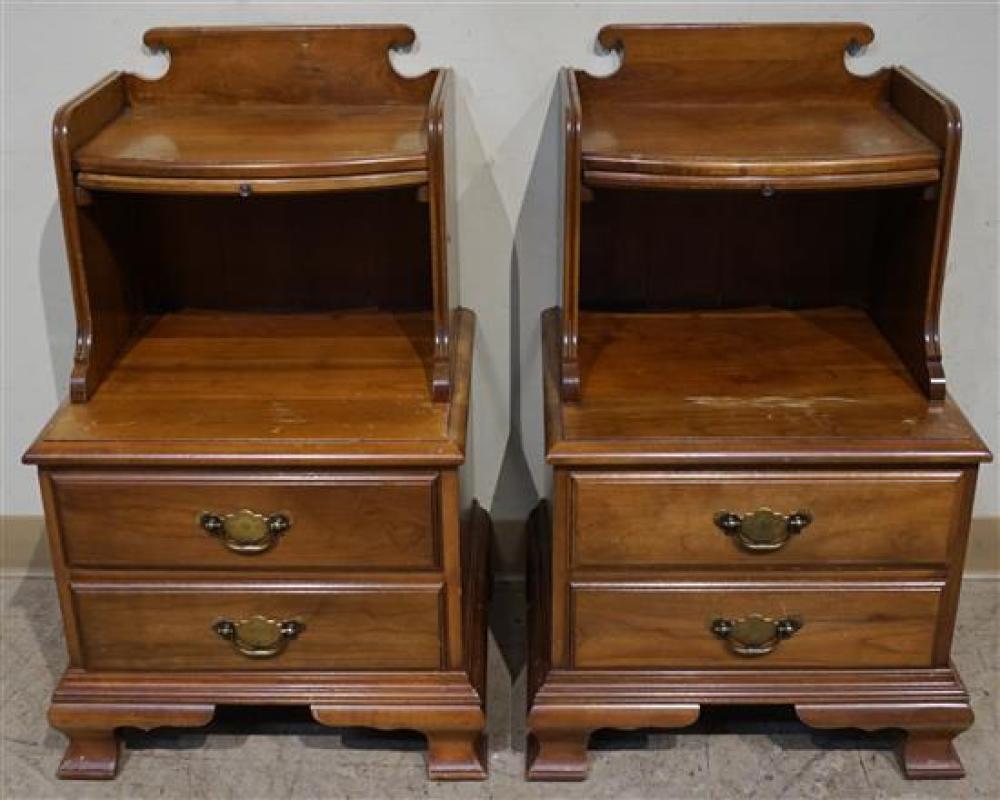 PAIR EARLY AMERICAN STYLE CHERRY 321a9a