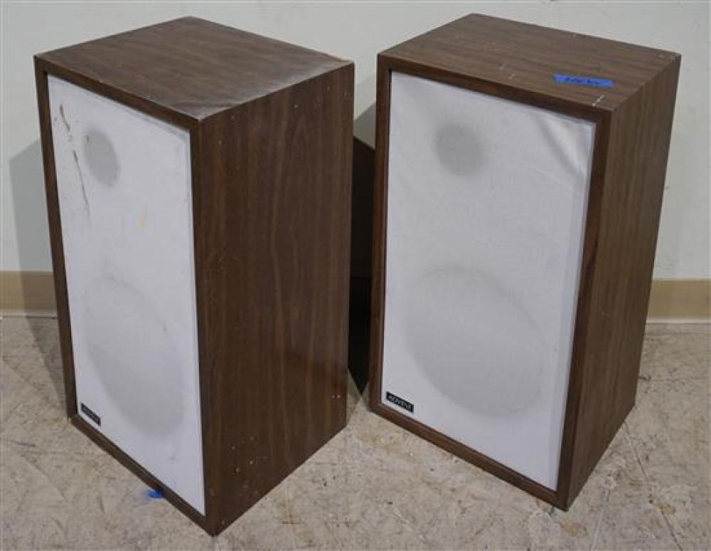 PAIR ADVENT SPEAKERSPair Advent Speakers