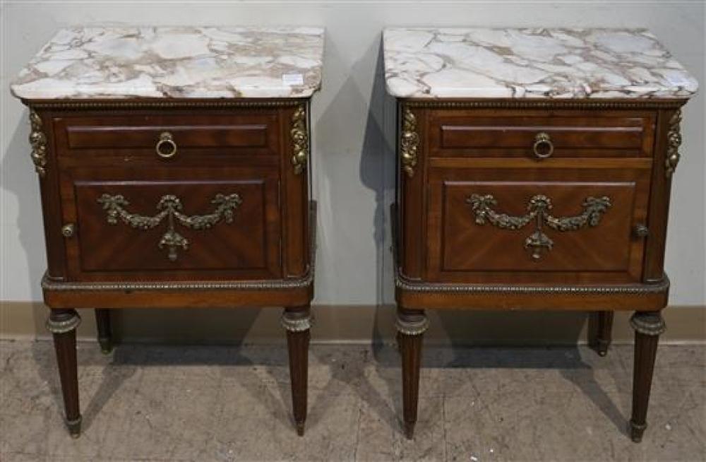 PAIR LOUIS XVI STYLE ORMOLU MOUNTED 321b91