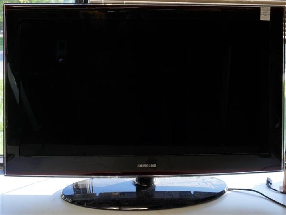 SAMSUNG 40-INCH TELEVISIONSamsung