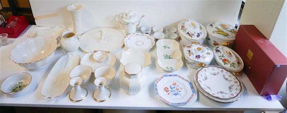 COLLECTION WITH LENOX, ROYAL WORCESTER