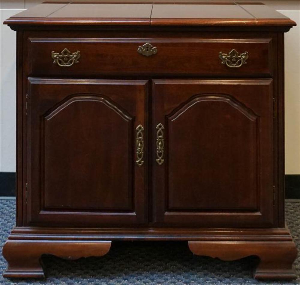CHIPPENDALE STYLE CHERRY FOLD-TOP