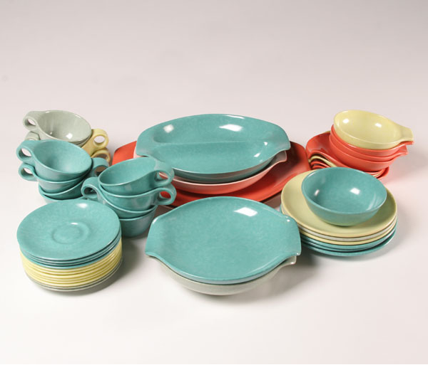 Russel Wright Residential Plastic Set