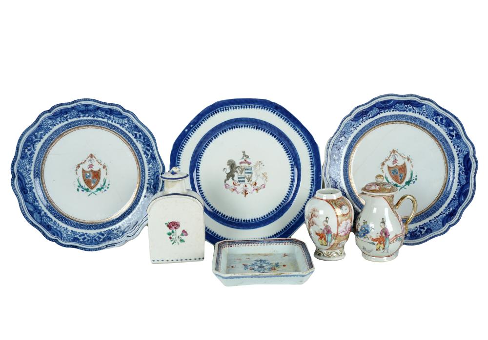 COLLECTION OF CHINESE EXPORT PORCELAINeach