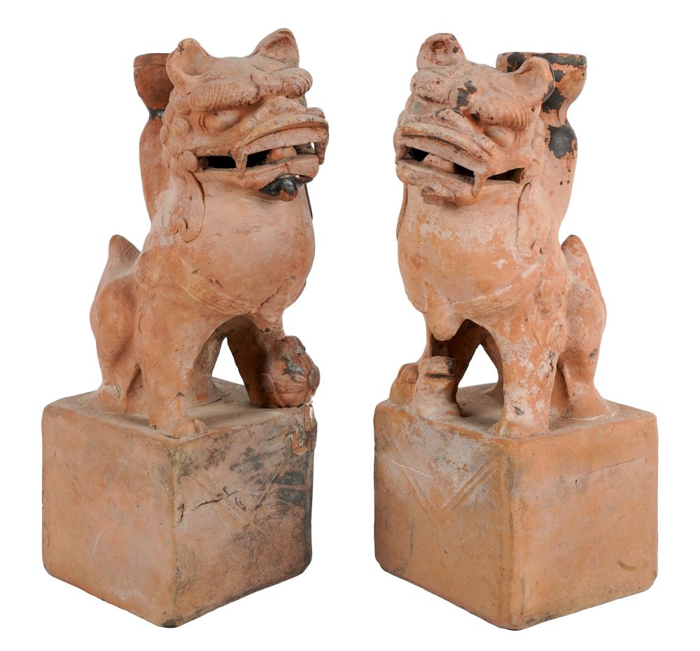 PAIR OF TERRACOTTA FOO DOGSeach 3245d2