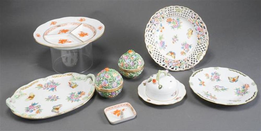 NINE HEREND PORCELAIN ARTICLESNine 3246df