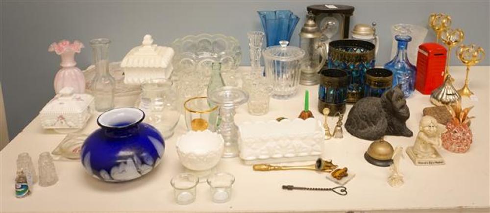 COLLECTION OF CLEAR AND MILKY GLASS