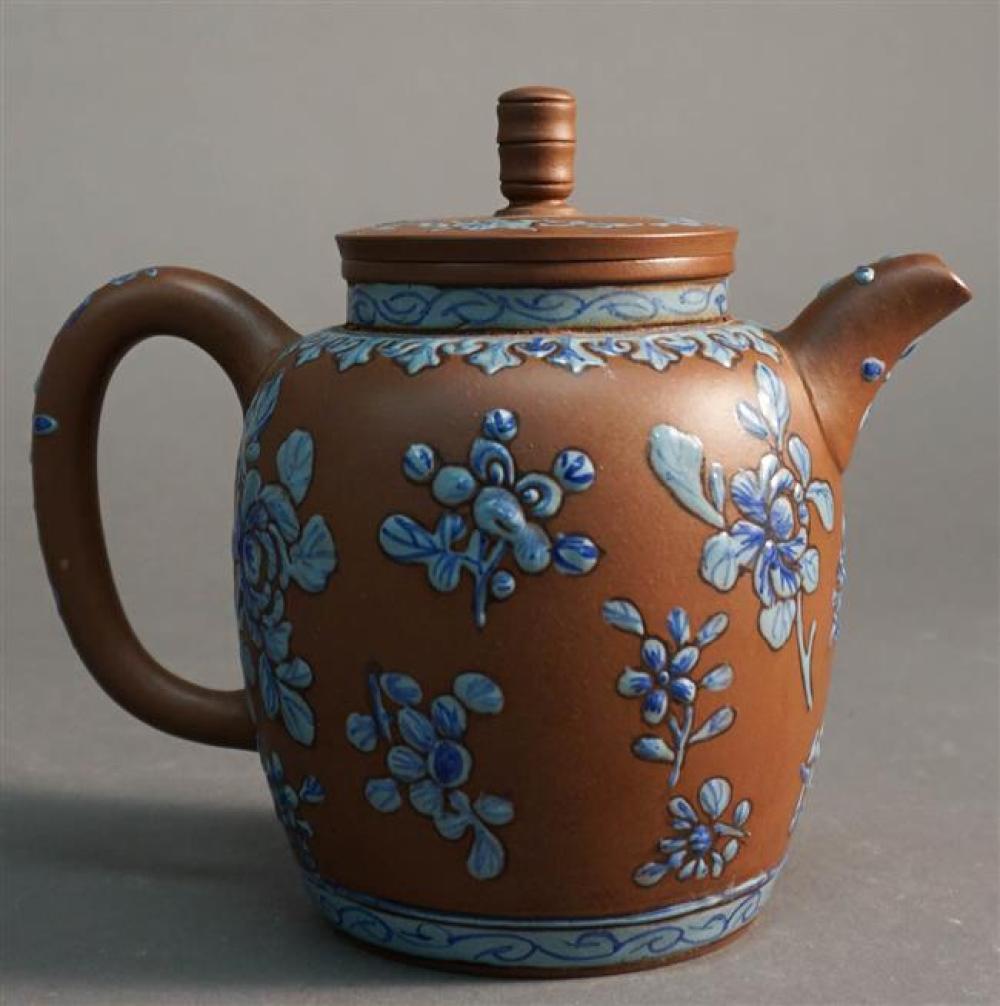 CHINESE YIXING WARE TEAPOT H  3247b0