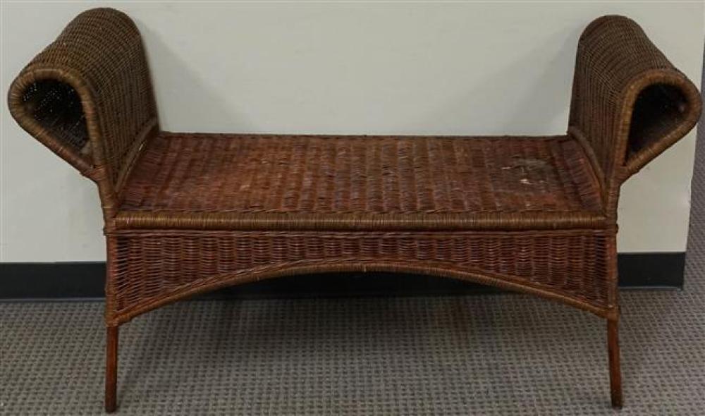 STAINED WICKER BENCH, H: 29 IN,