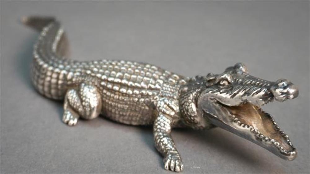 STERLING SILVER FIGURE OF AN ALLIGATOR  32493e