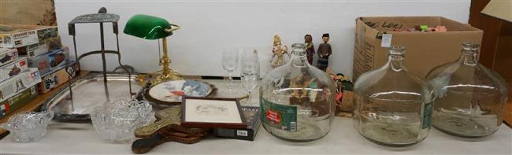 COLLECTION OF INTERNATIONAL DOLLS,