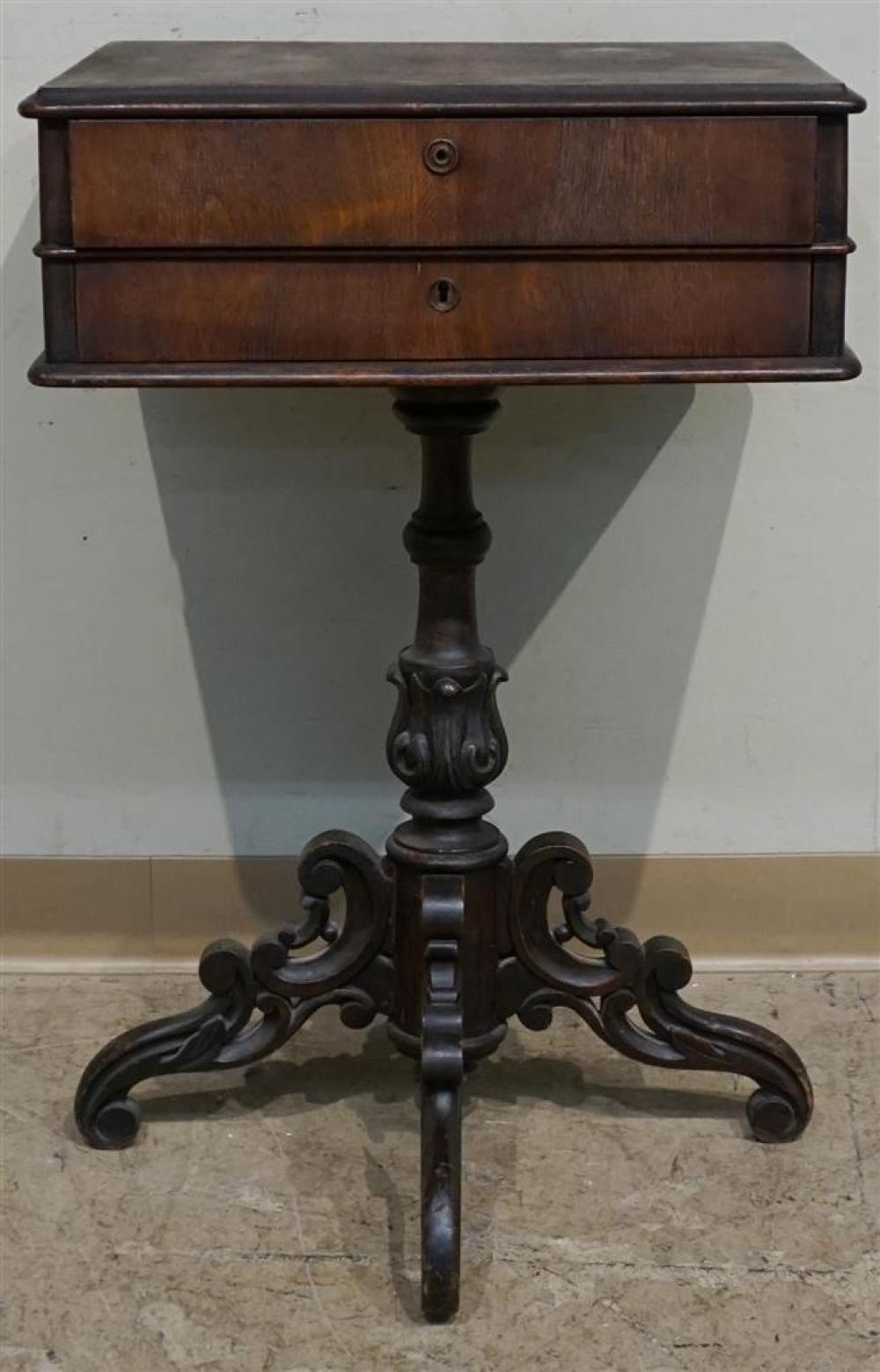 VICTORIAN ROCOCO STYLE WALNUT TRIPOD 324a1c