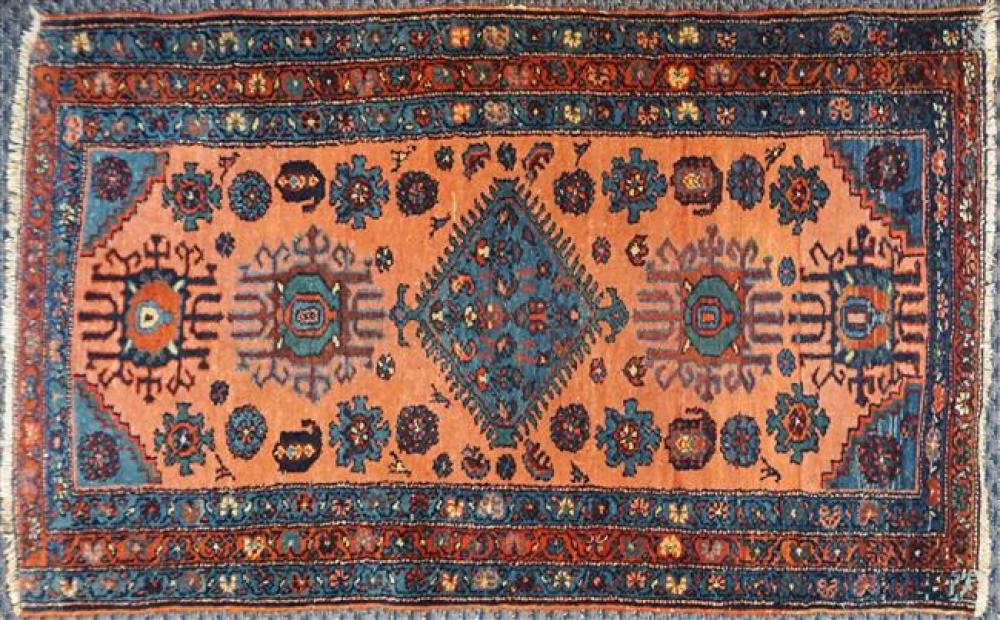 HAMADAN SCATTER RUG, 4 FT 7 IN