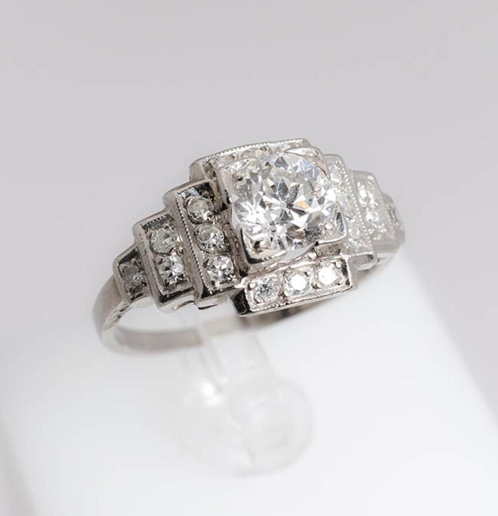 ART DECO PLATINUM SOLITAIRE DIAMOND