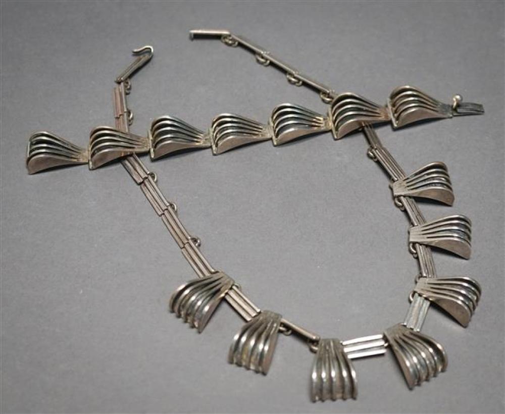 MEXICAN STERLING NECKLACE AND MATCHING 324bf5
