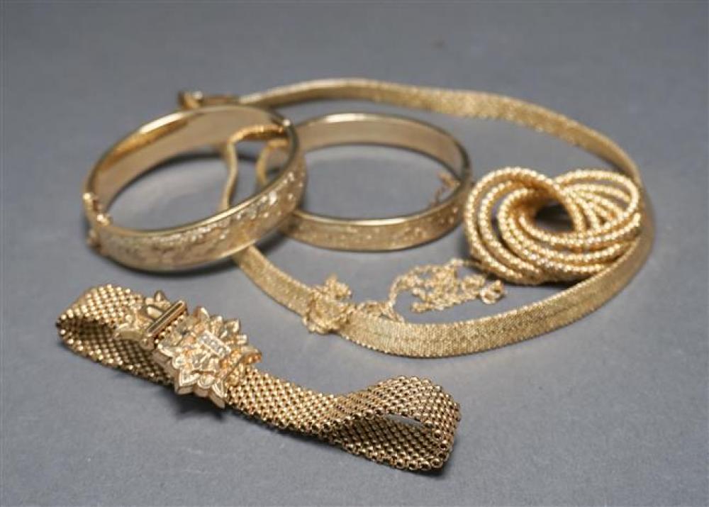 SMALL COLLECTION OF GOLD FILLED JEWELRYSmall