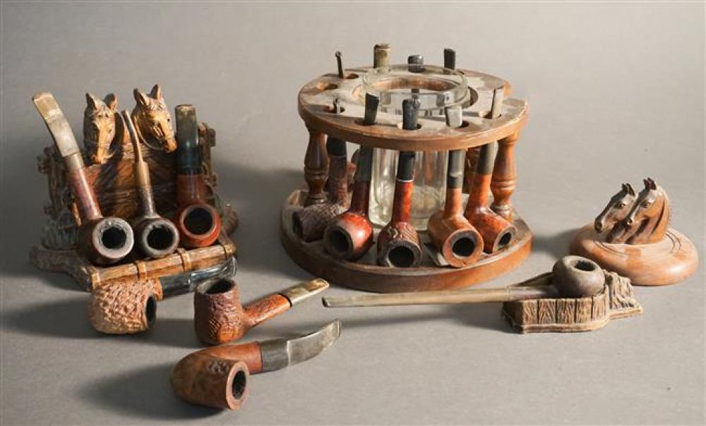 COLLECTION OF PIPES AND PIPE STANDSCollection