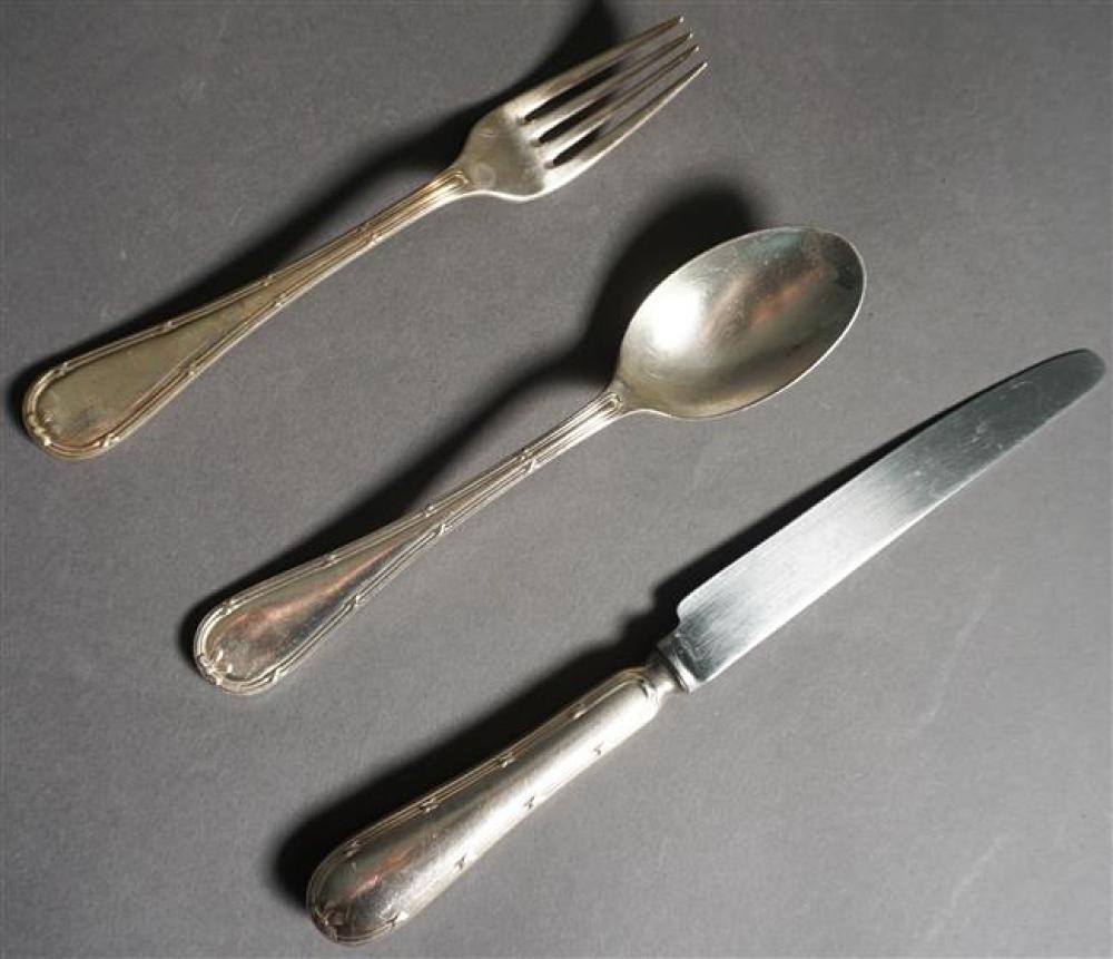 SHEFFIELD SILVER PLATE 31-PIECE FLAT