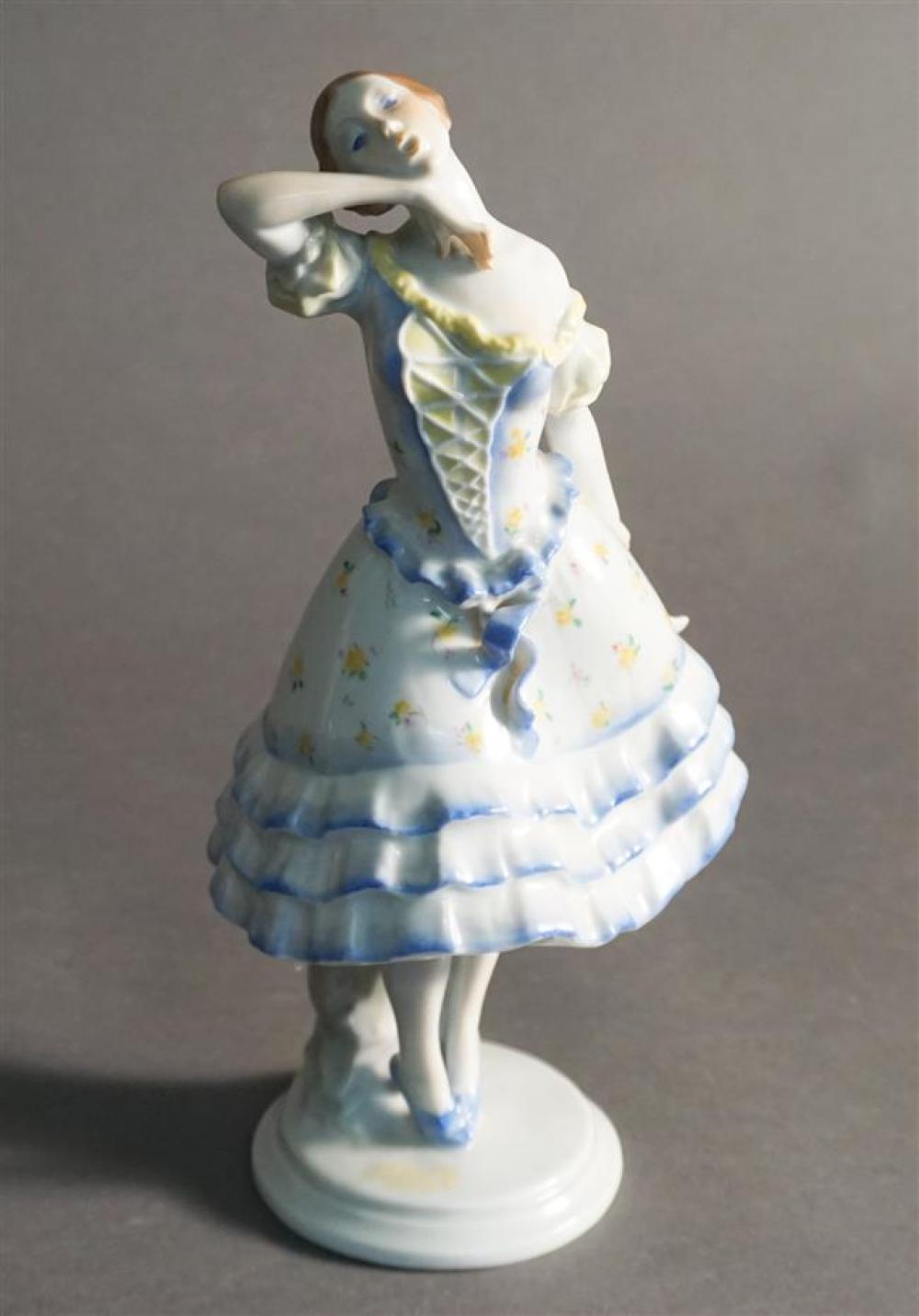 HEREND PORCELAIN FIGURE OF DANCER,