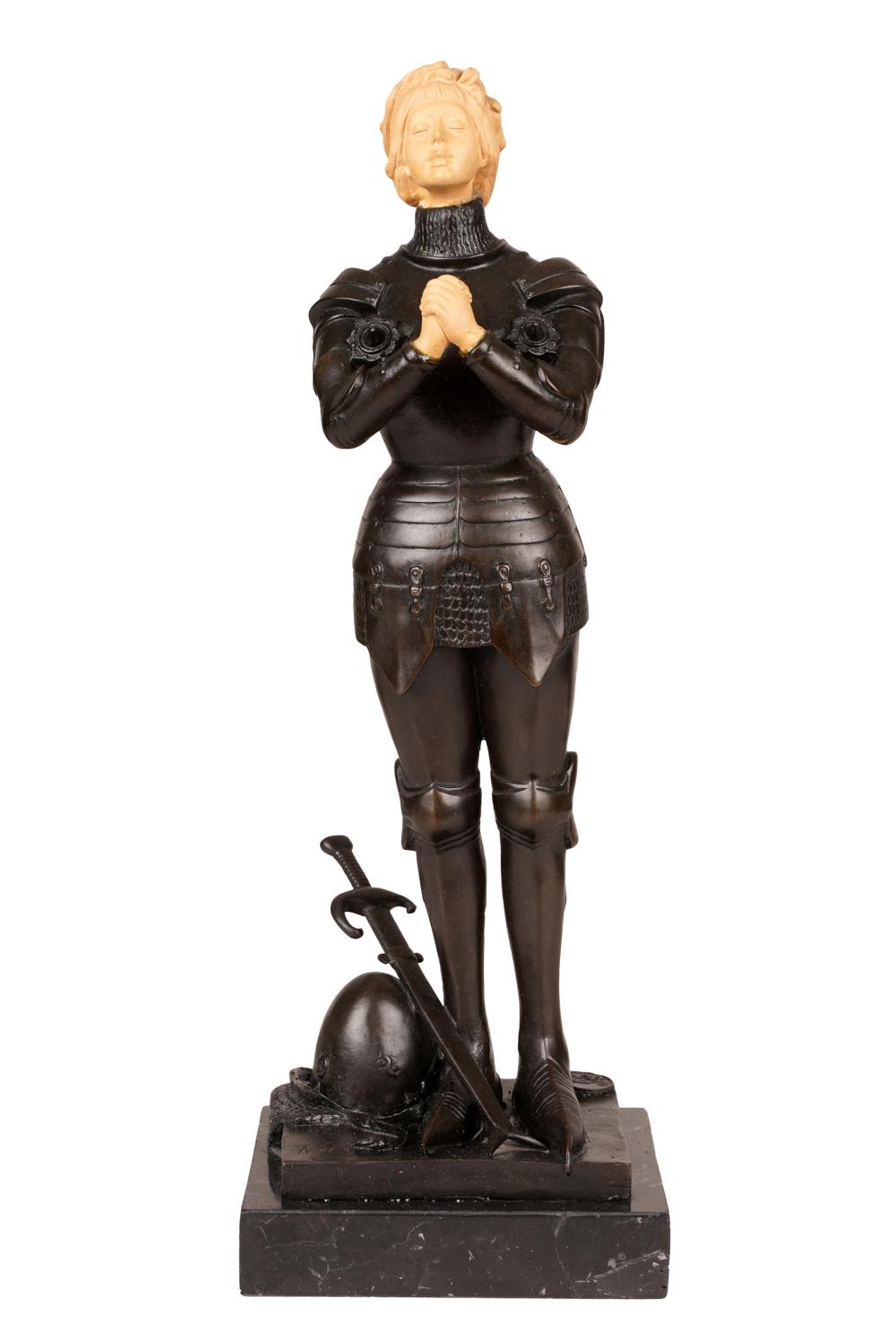 CONTINENTAL BRONZE FIGURE OF JOAN 324d0c