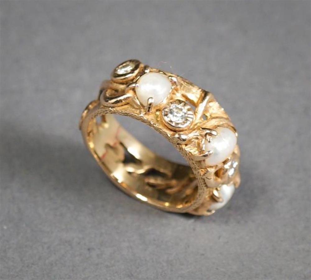 14 KARAT YELLOW GOLD DIAMOND AND 324f01