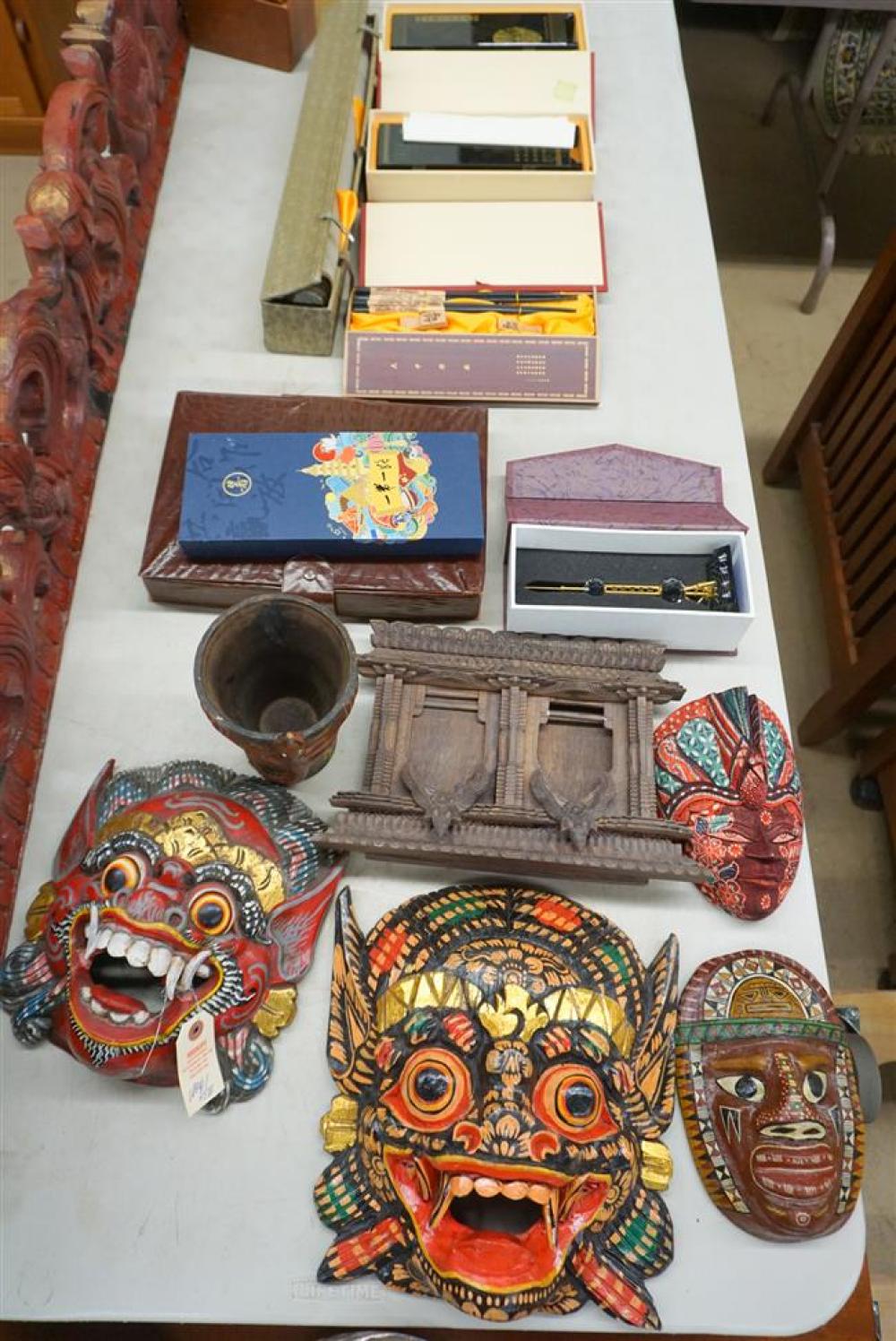 COLLECTION OF ASIAN MASKS SCROLLS 325014