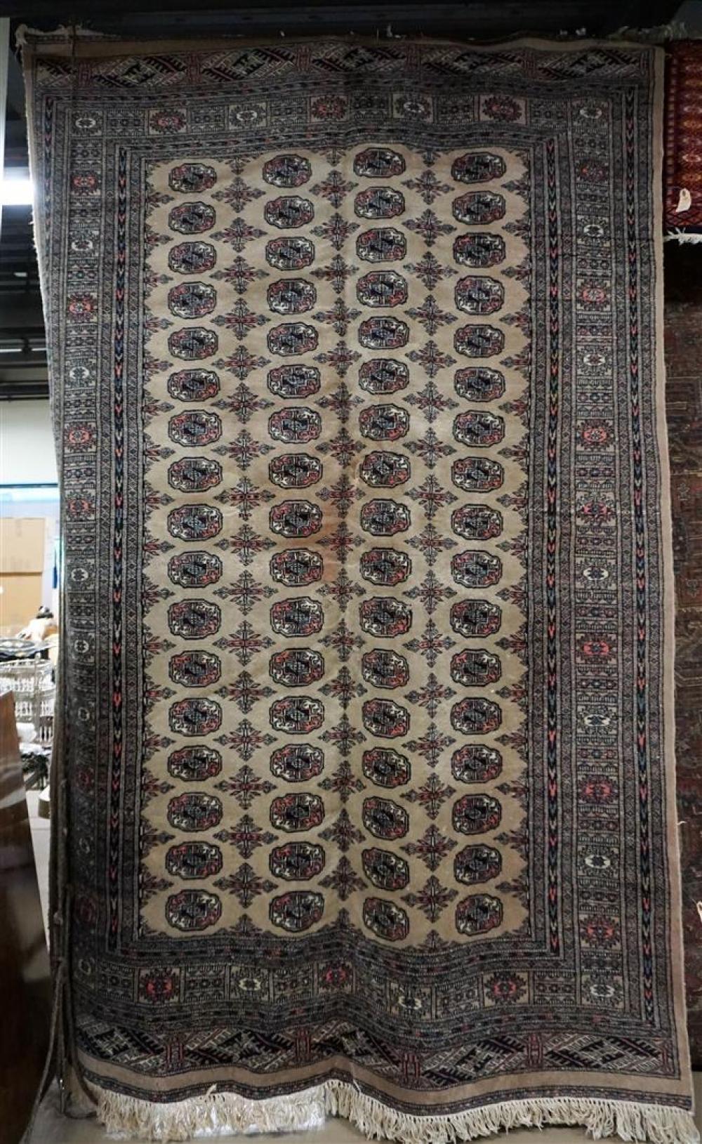 PAKISTAN BOKHARA RUG 9 FT X 5 325054