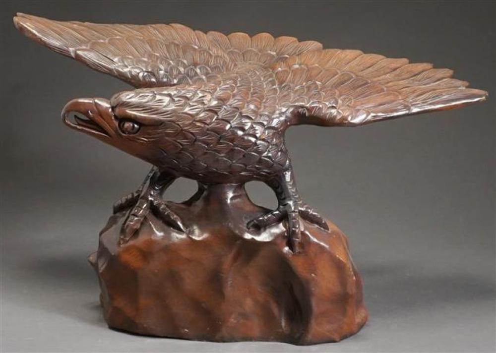 CARVED WOOD FIGURE OF AN EAGLE,