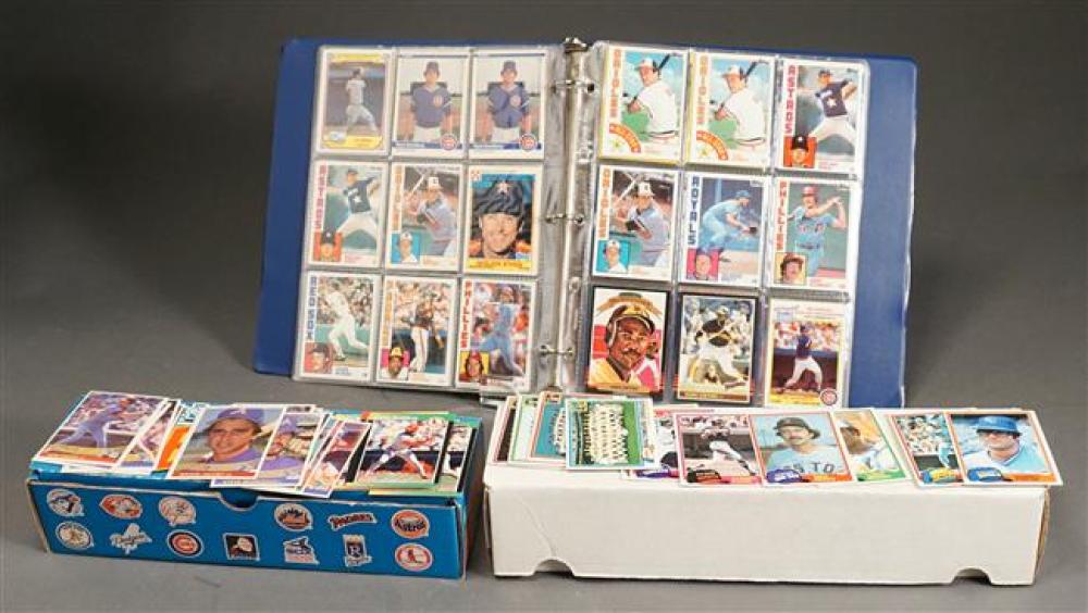 COLLECTION OF VINTAGE BASEBALL COLLECTOR