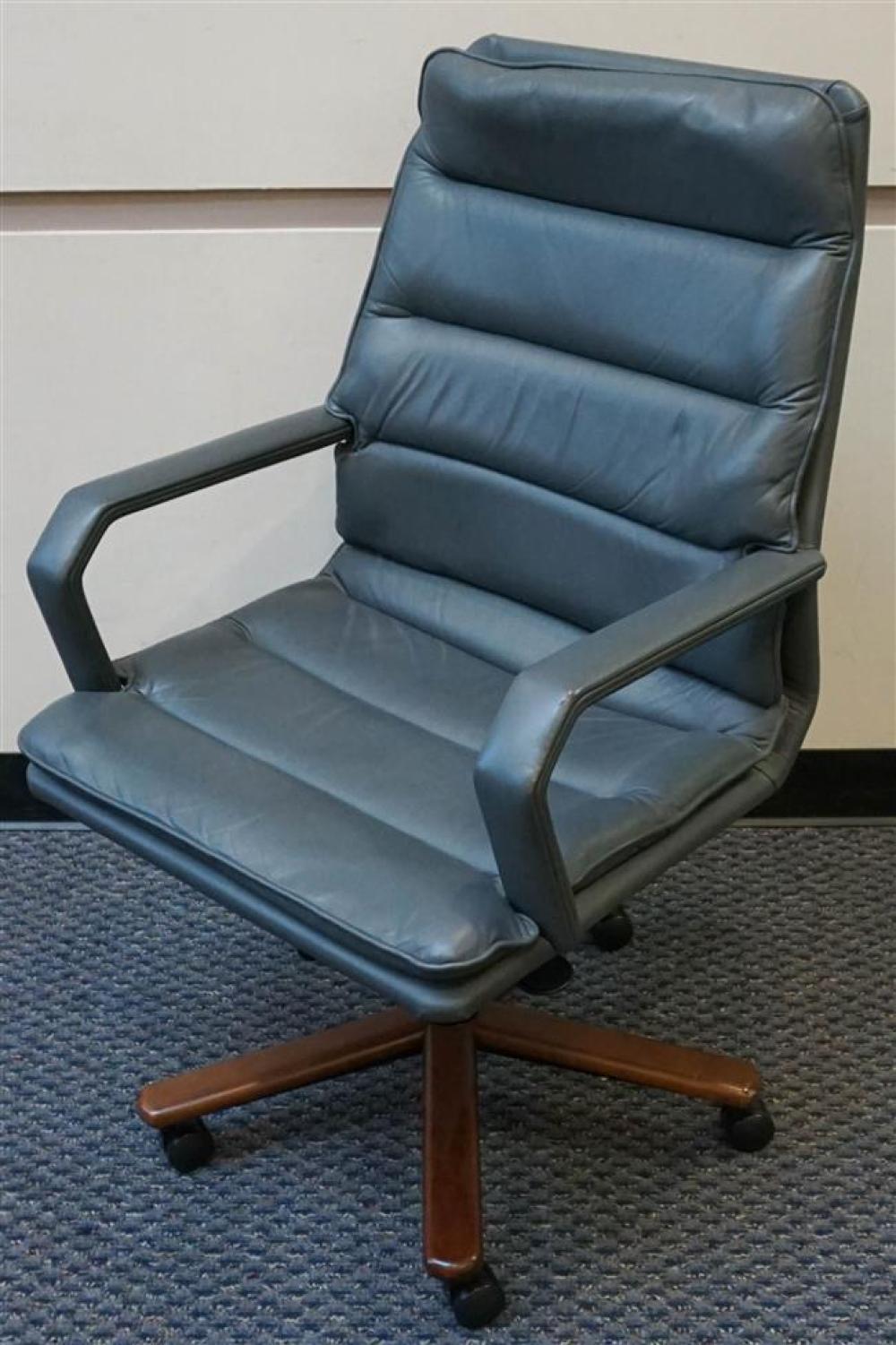 GUNLOCKS BLUE LEATHER UPHOLSTERED 325247