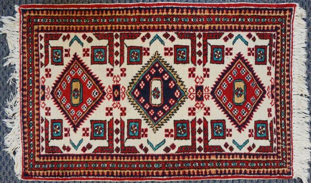 KAZAK RUG 3 FT 9 IN X 2 FT 5 INKazak 325278