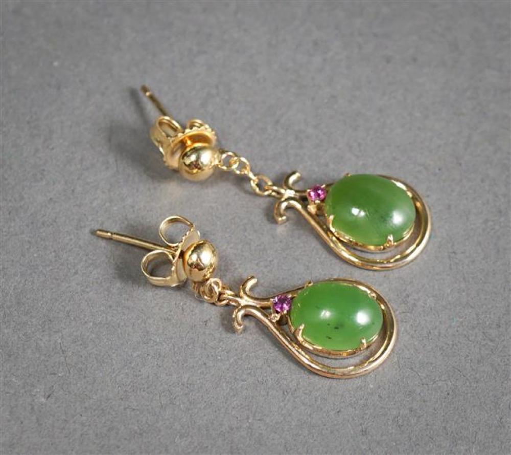 PAIR 14-KARAT YELLOW-GOLD, GREEN