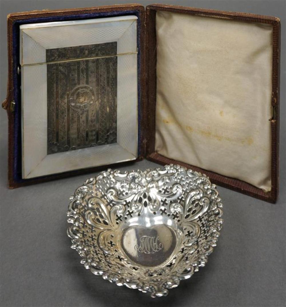 CASED CHASED SILVER MOUNTED MOTHER OF PEARL 3254e9