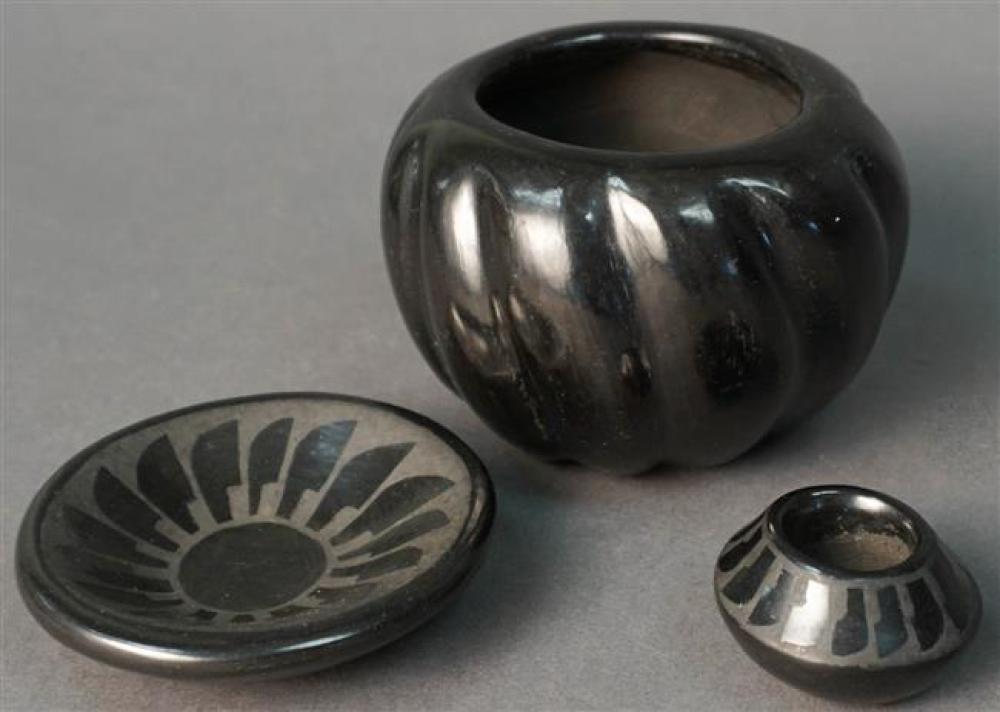 THREE SOUTHWEST BLACK GLAZED POTTERY 3254e4