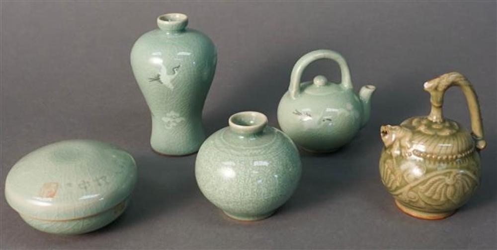 FIVE KOREAN AND THAI CELADON GLAZED