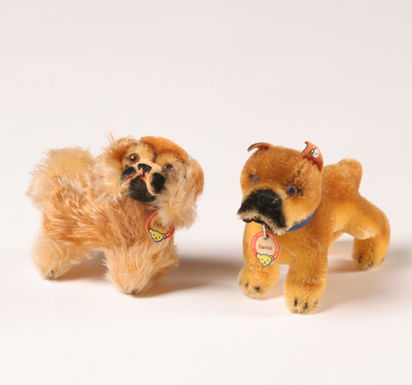 Vintage Steiff dogs; "Saras" and